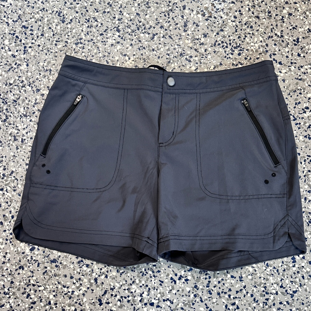 Title 9 gray shorts size 6